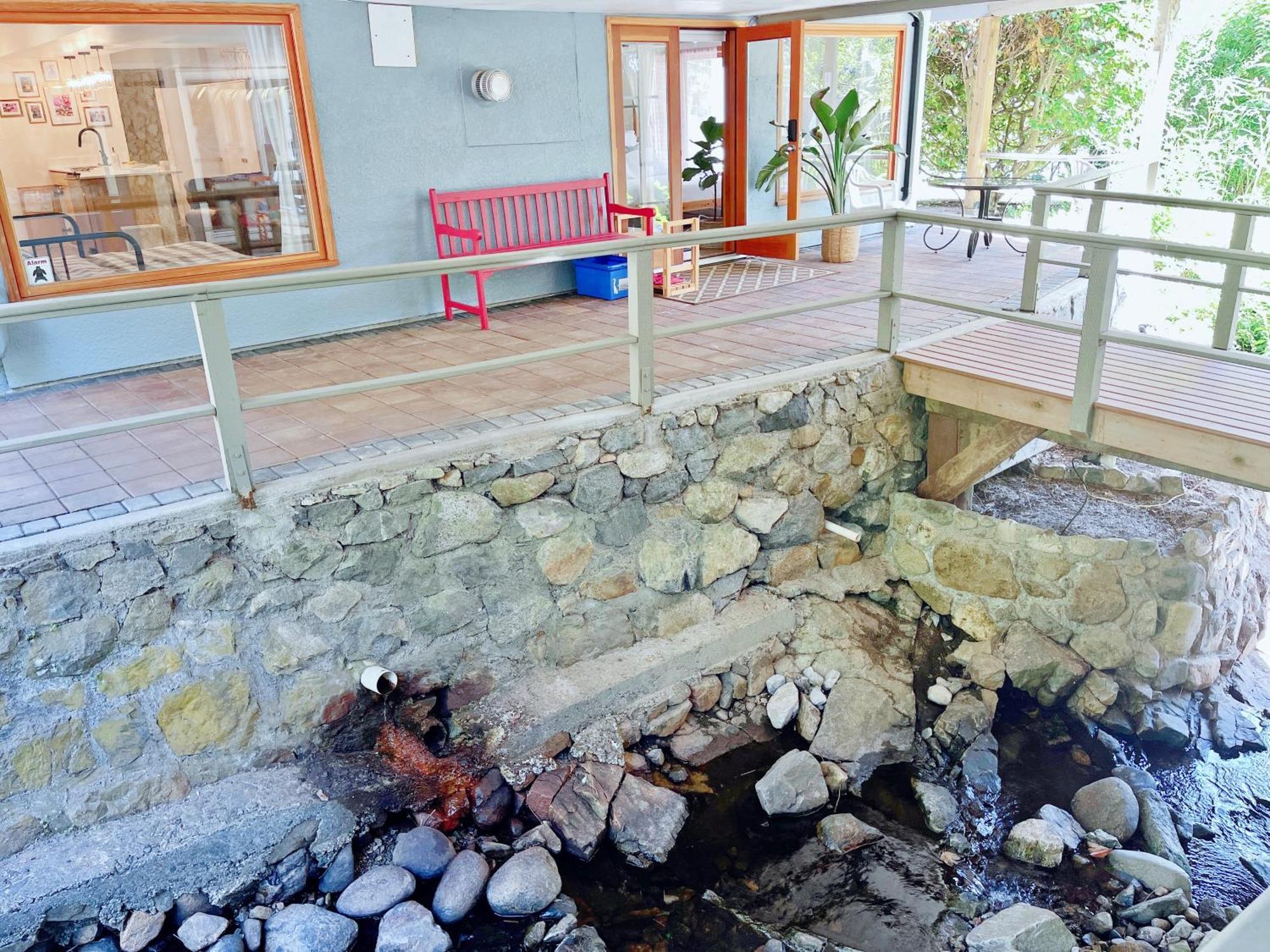הוילה ווסט ונקובר 66 Creek Garden House מראה חיצוני תמונה